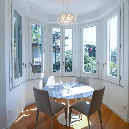 Lägenhet Casa Luxury A Due Passi Dal Casino E Mare *
